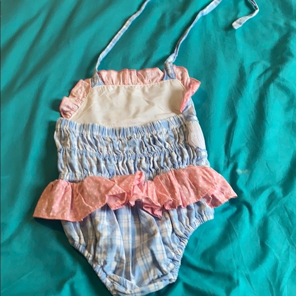 Swimsuit - Picture 2 of 3